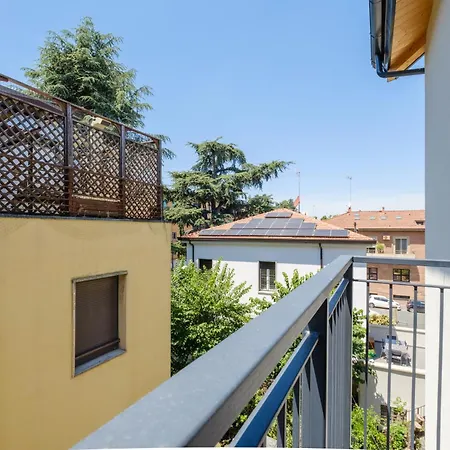 With Elevator And Private Parking Appartement