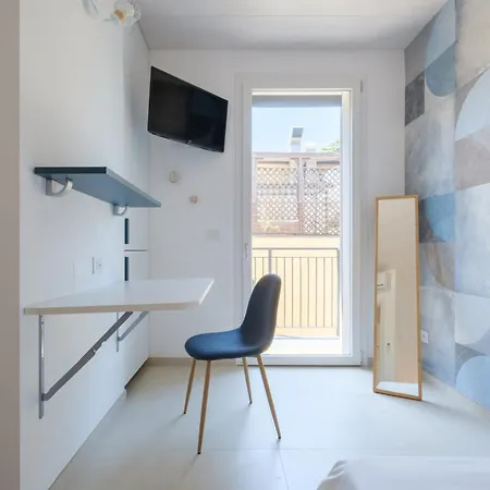 Apartamento With Elevator And Private Parking Bolonia