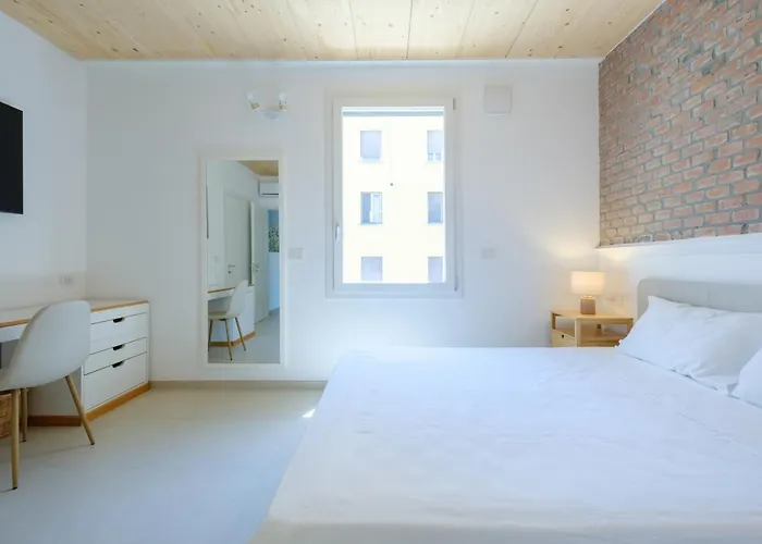 Apartman With Elevator And Private Parking Bologna